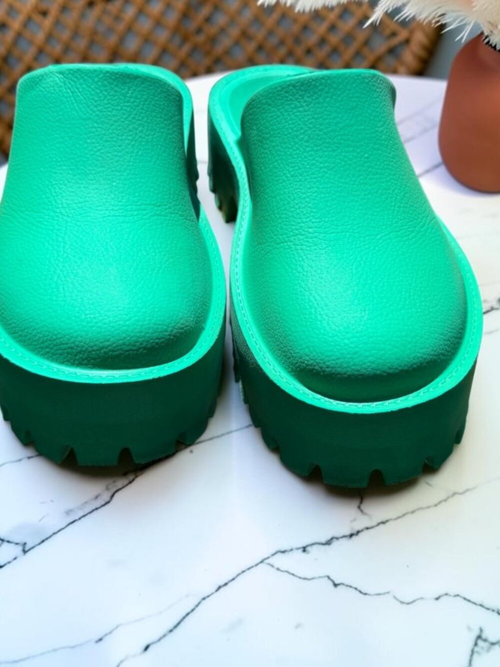 Jeffrey Campbell Bae Lugged Platform Mules in Green Size 8 - Picture 5 of 12